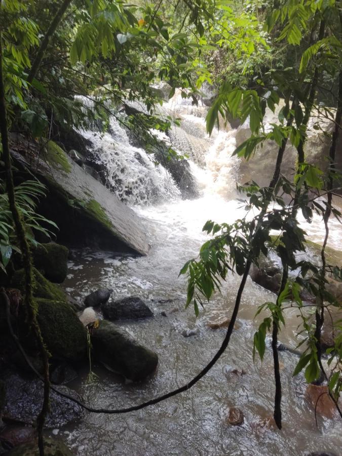 Finca Jardin Del Agua Sasaima Exterior foto