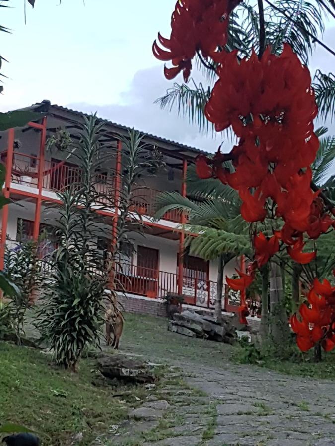 Finca Jardin Del Agua Sasaima Exterior foto