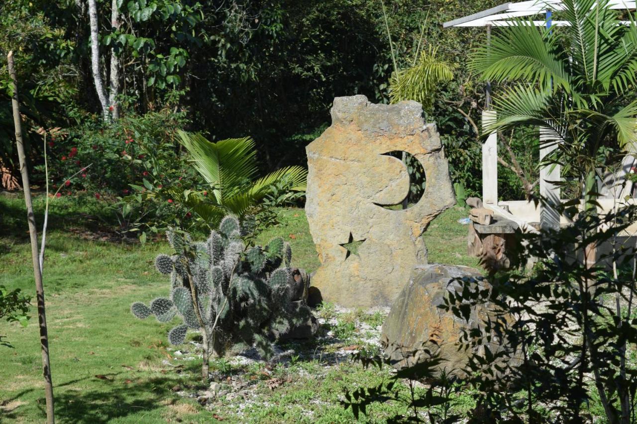 Finca Jardin Del Agua Sasaima Exterior foto